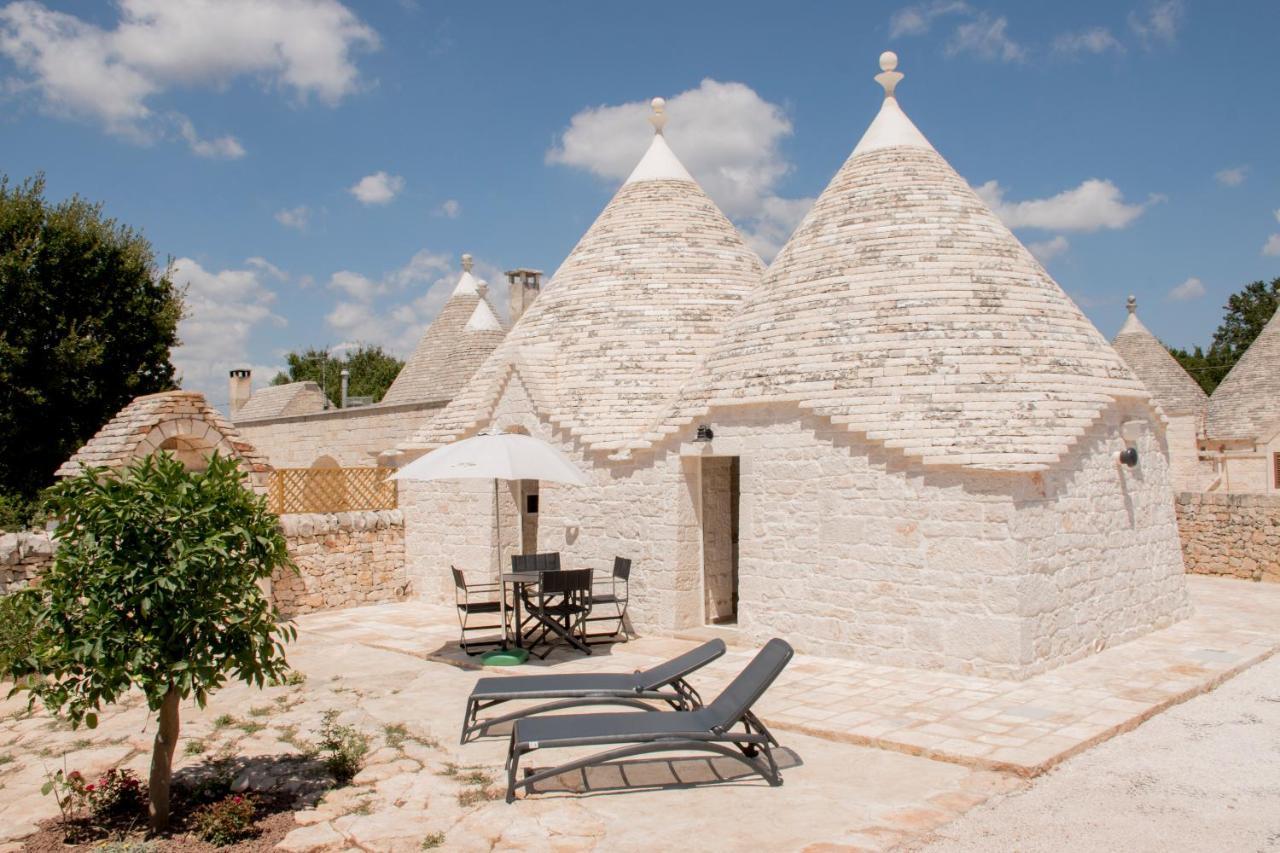 Trullo Cinquenoci Suite Locorotondo Extérieur photo